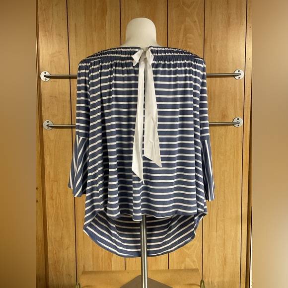 Lane Bryant Blouse SZ - 26/28 - Picture 3 of 5